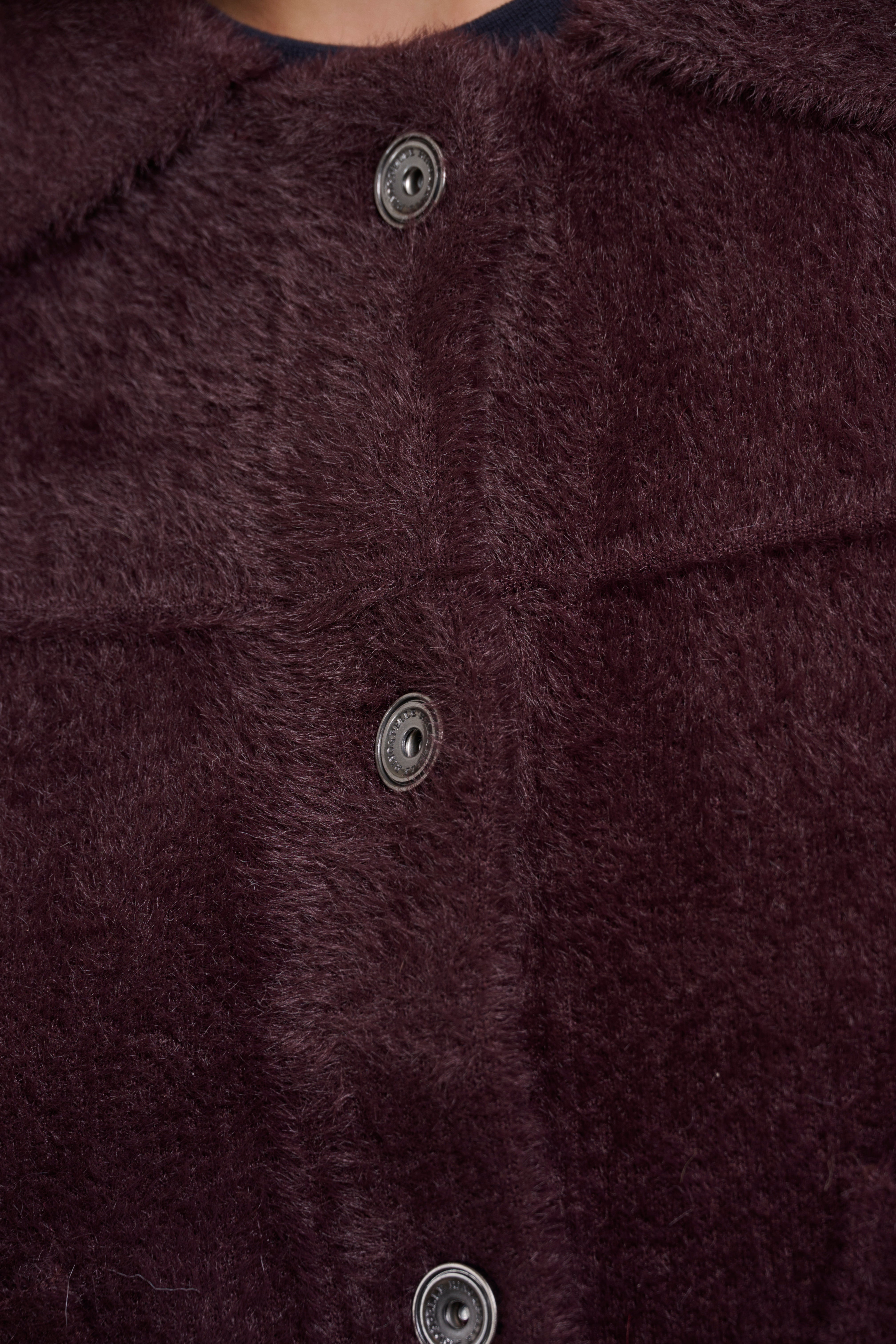 Kuschelige Eleganz: Deine neue kuschel Jacke