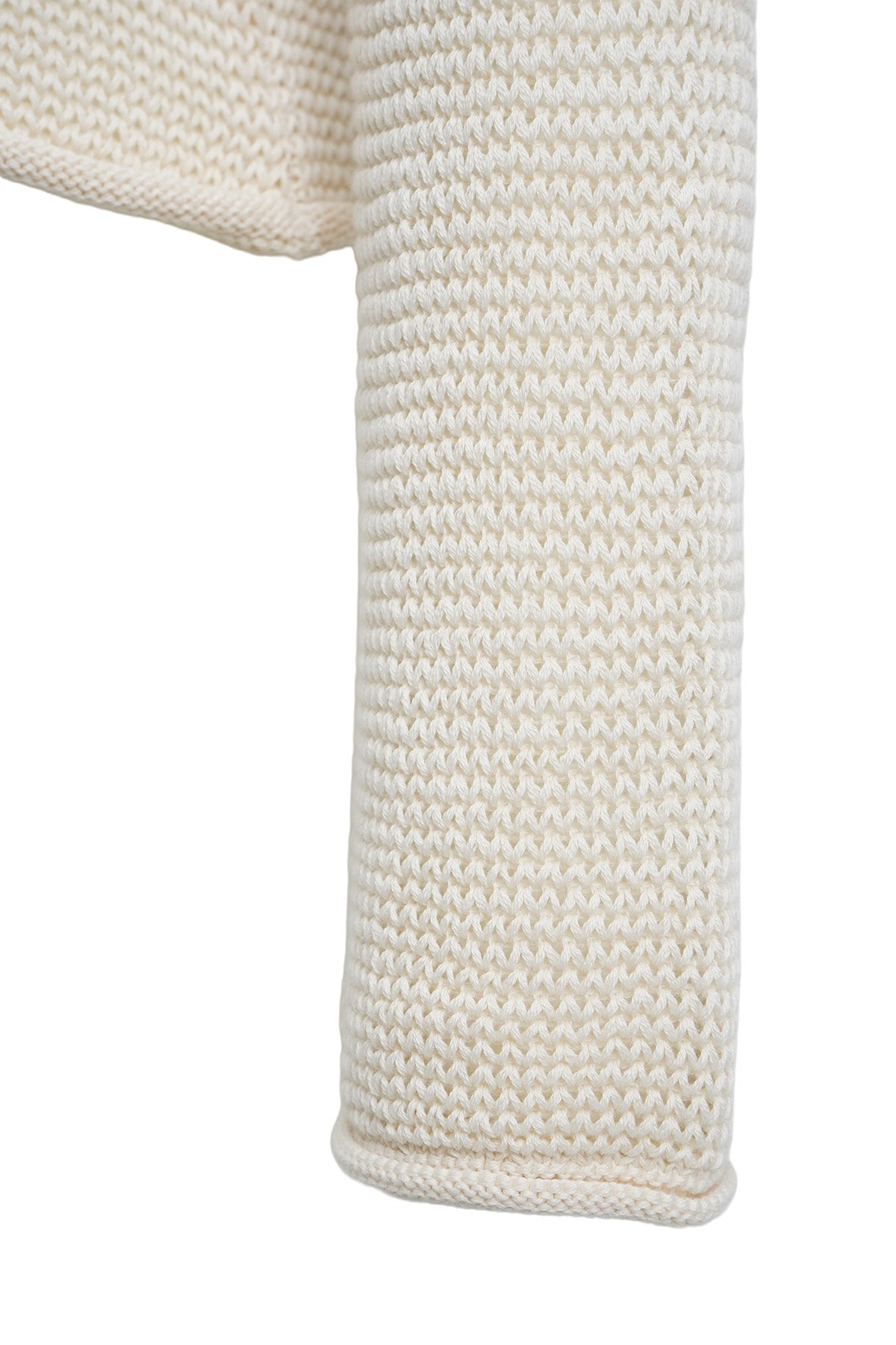 Perlstrick-Pullover in softem Creme – Dein zeitloser Liebling mit edler V-Ausschnitt-Optik