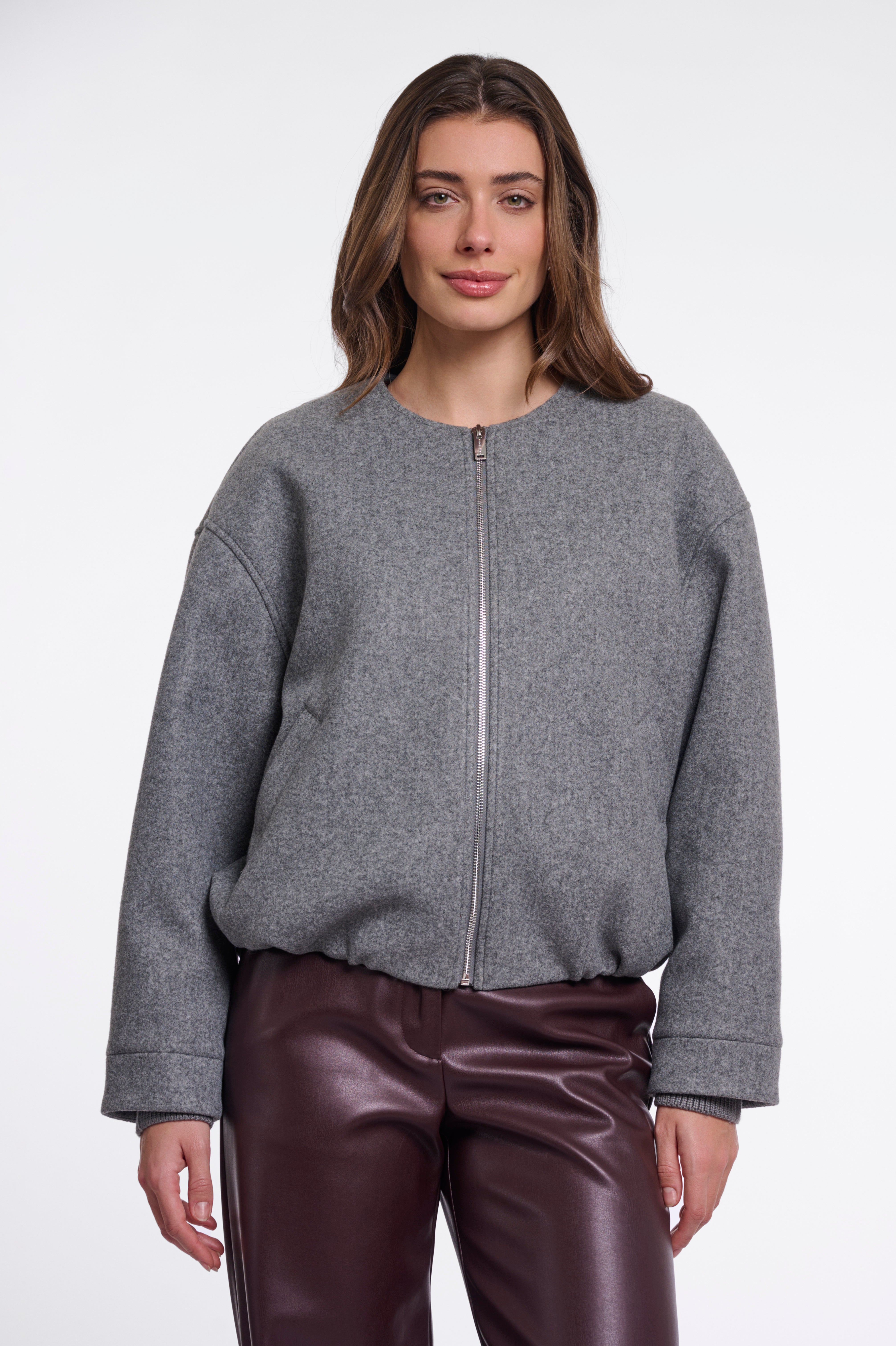 Bomberjacke aus Wollmix – Urbaner Chic für kühle Tage