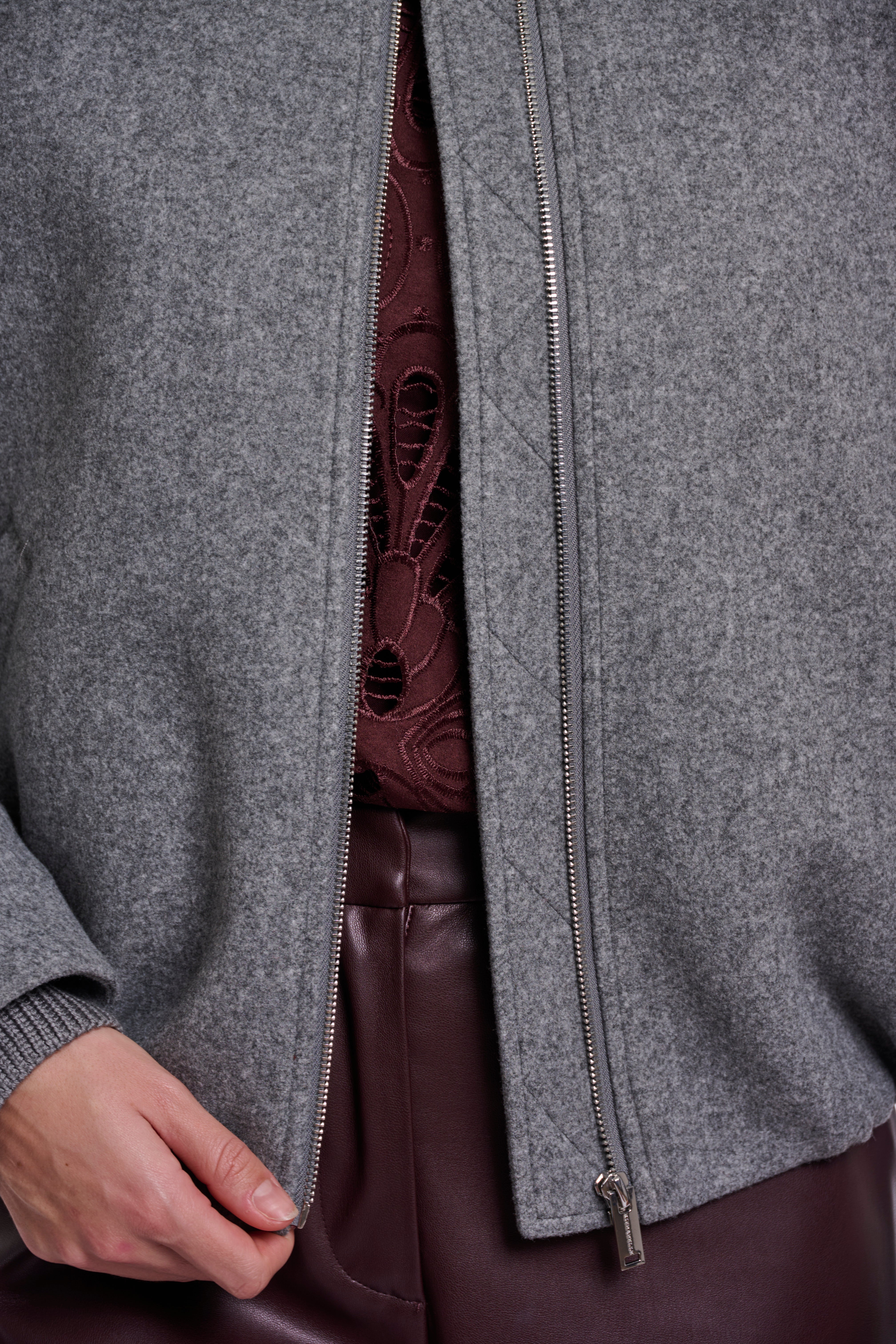 Bomberjacke aus Wollmix – Urbaner Chic für kühle Tage