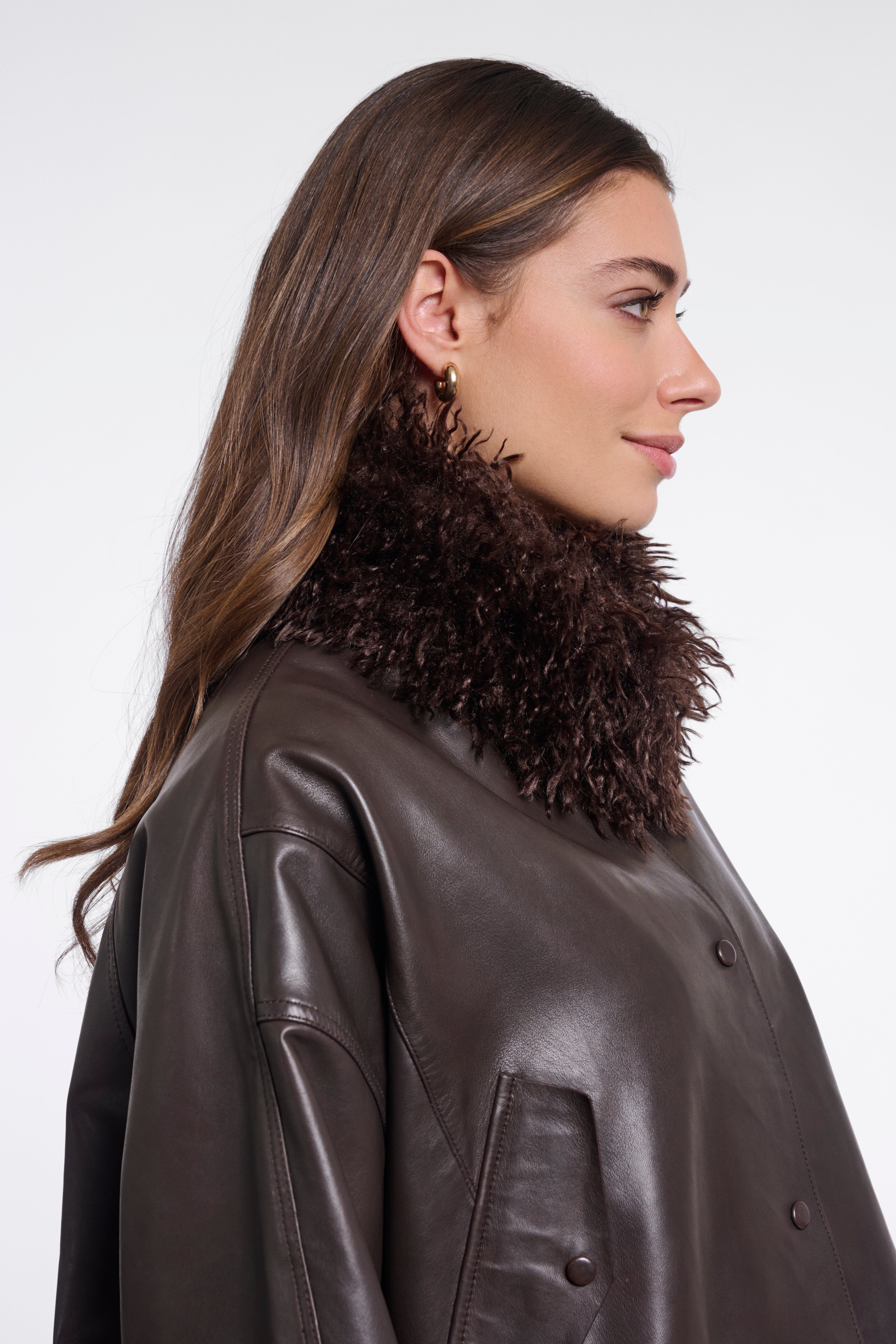 Kuscheliger Curly-Schal mit Magnetverschluss – Dein Winter-Highlight