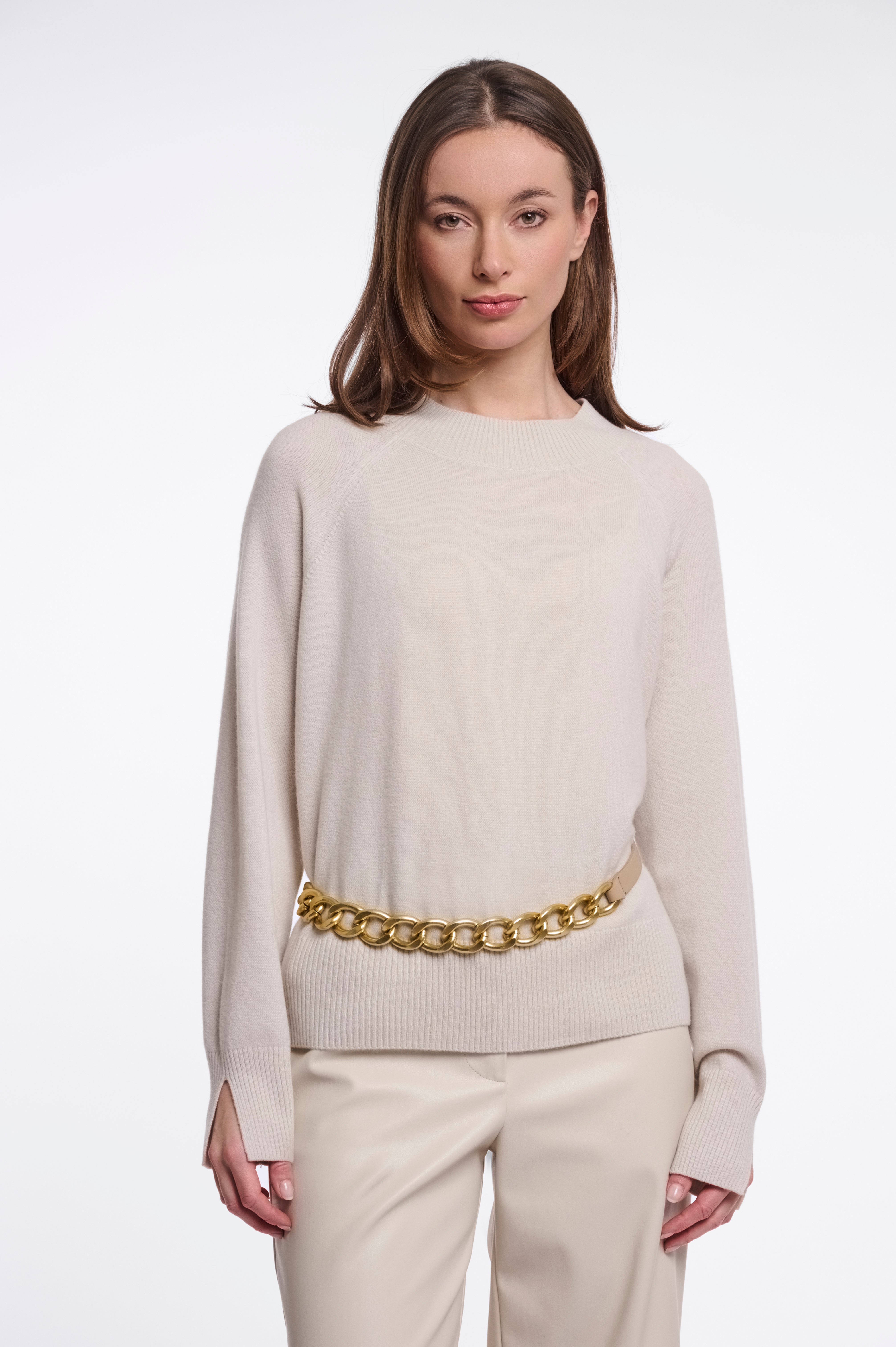 Dein neues Must-have: Der Statement-Kettengürtel für jede Silhouette