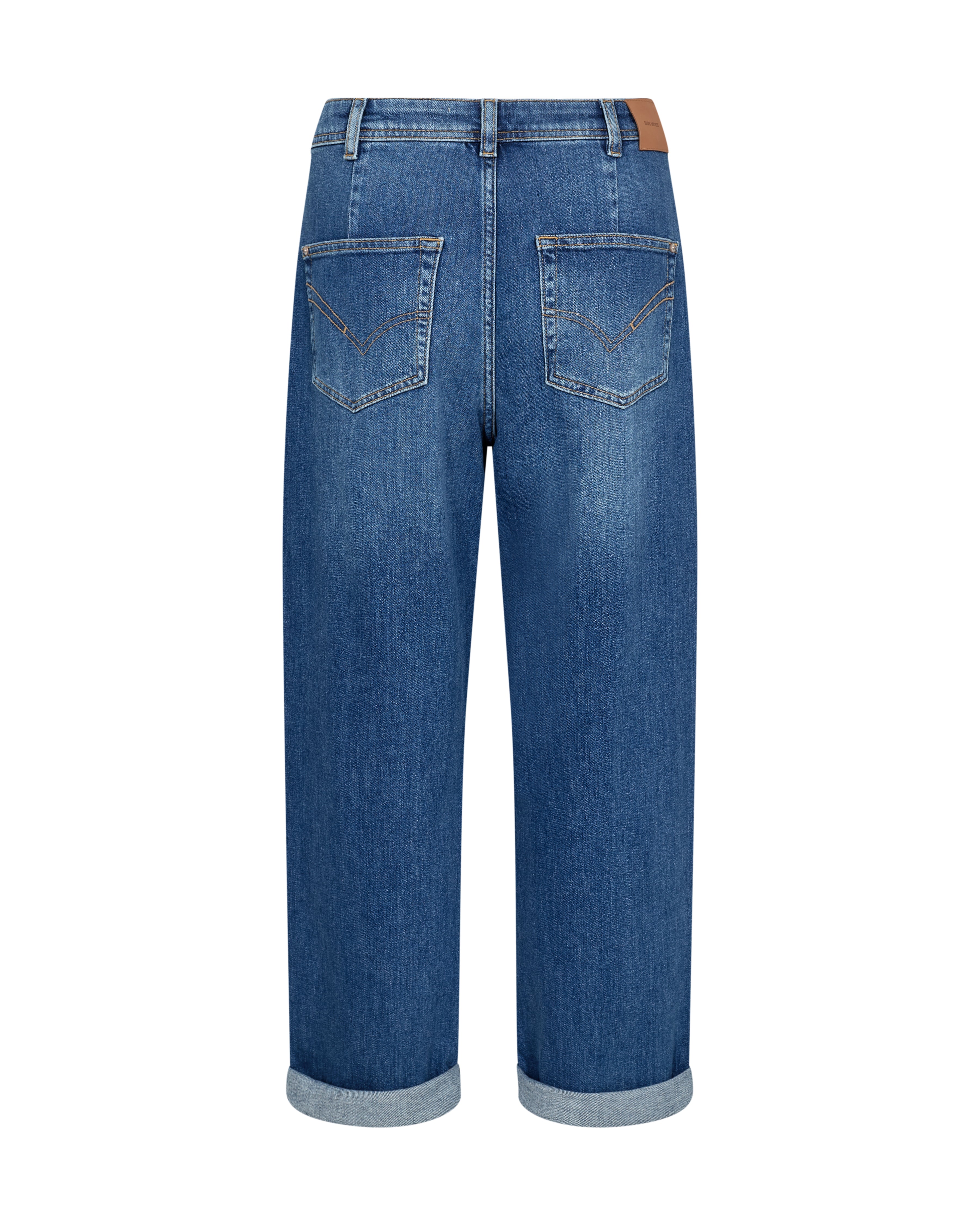 Urbaner Denim-Style: Lässige Jeans mit Krempelsaum