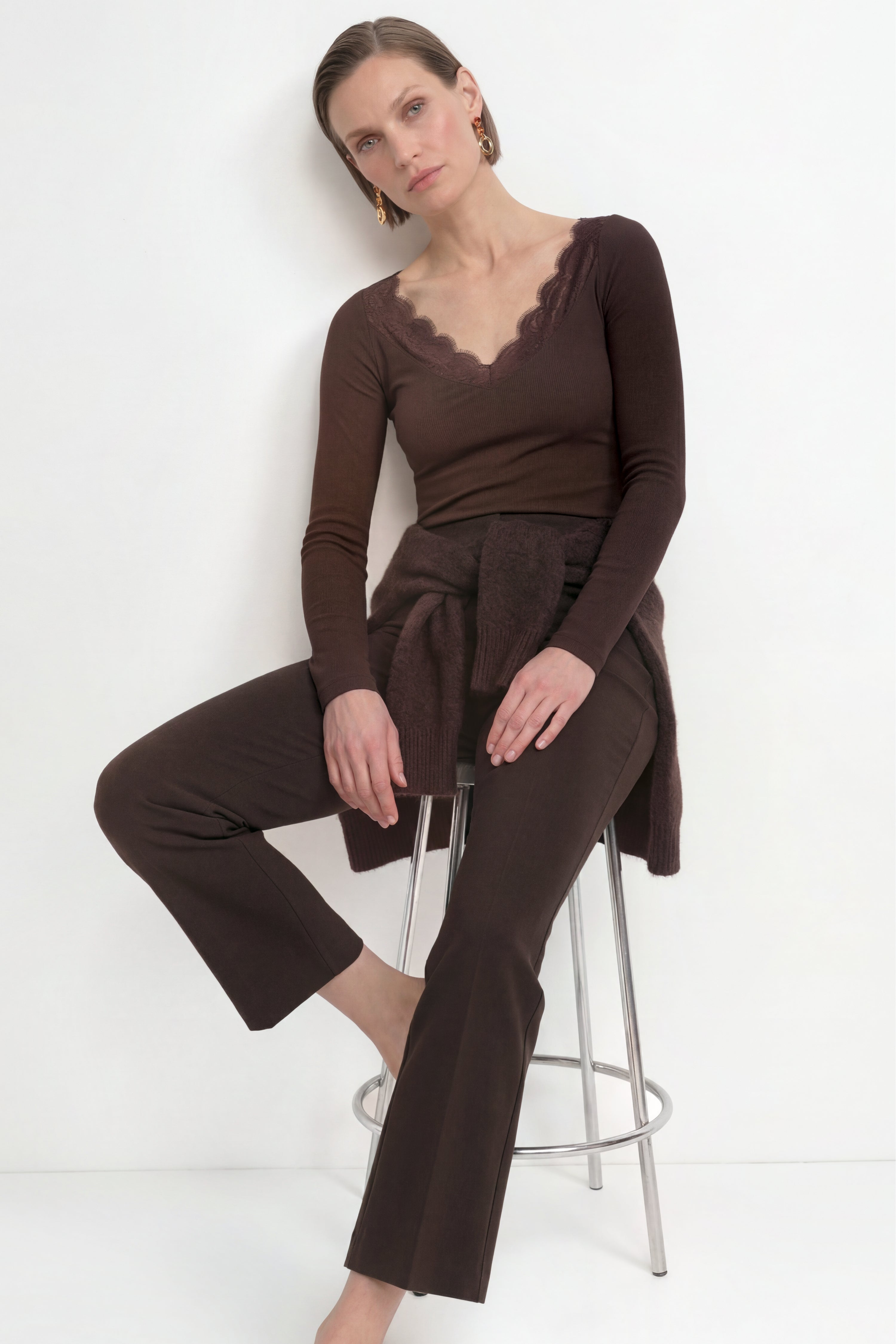Femininer Rippstrick-Traum – Das weiche Longsleeve mit edler Spitzendetails