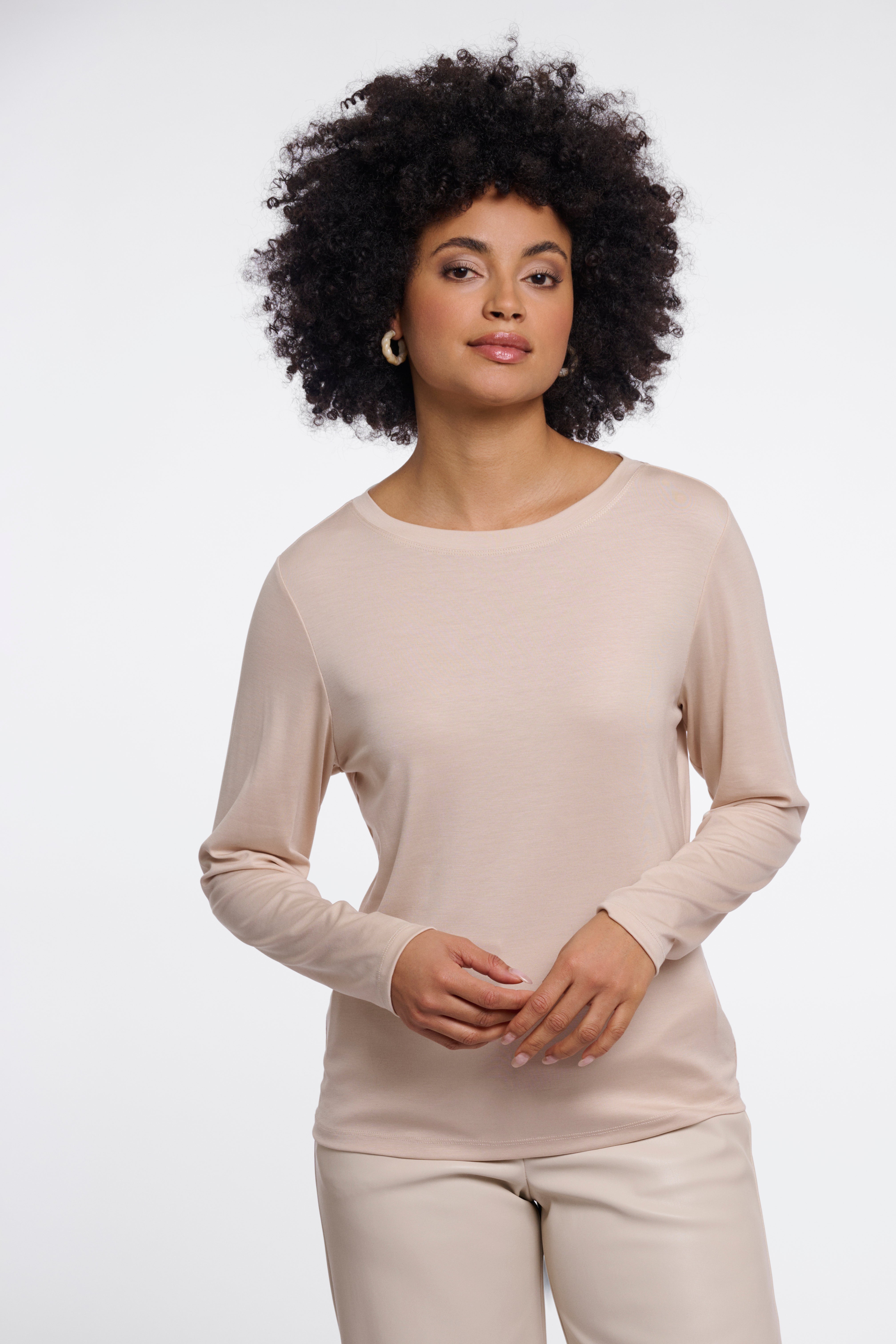 Das Langarmshirt Eason