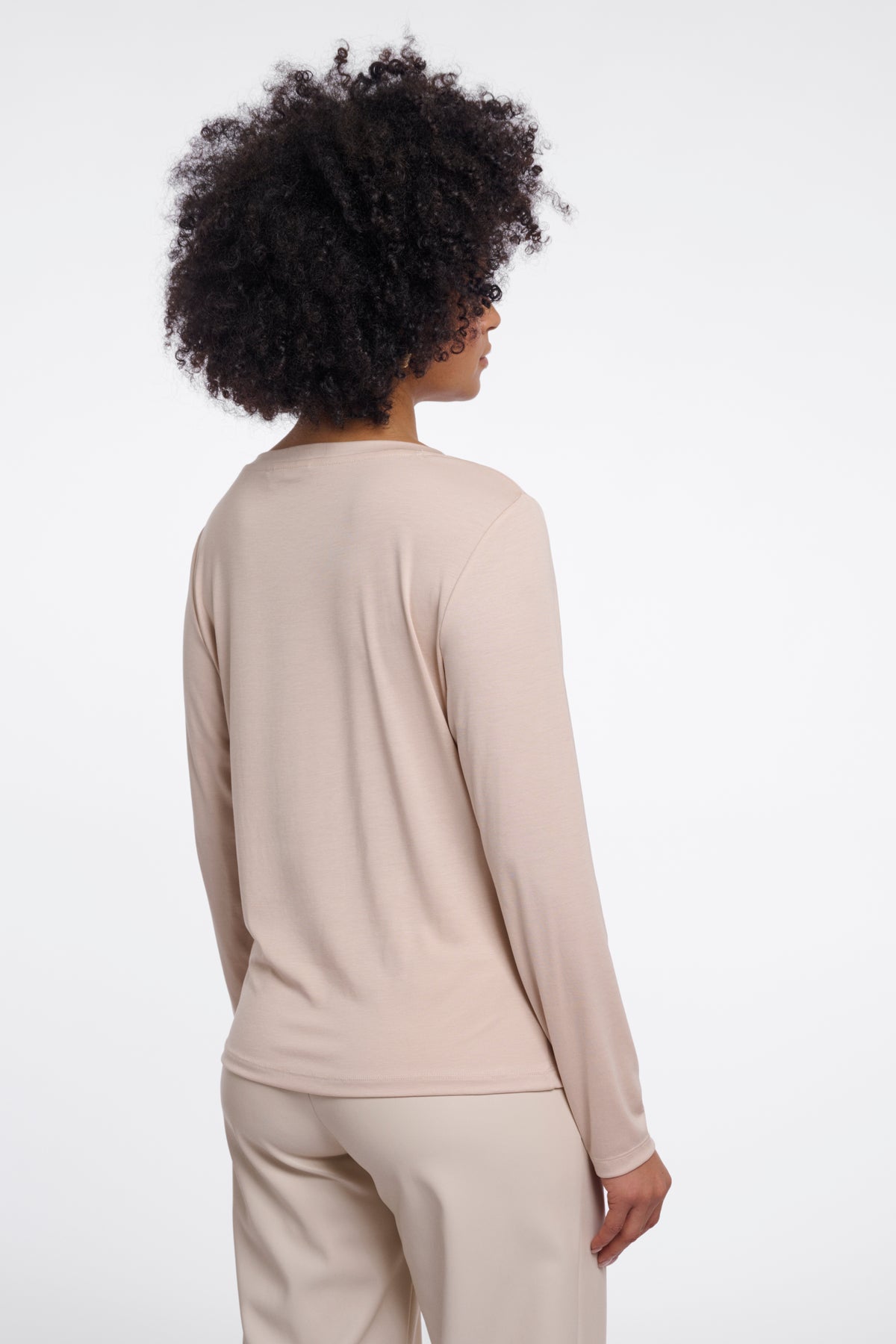 Das Langarmshirt Eason