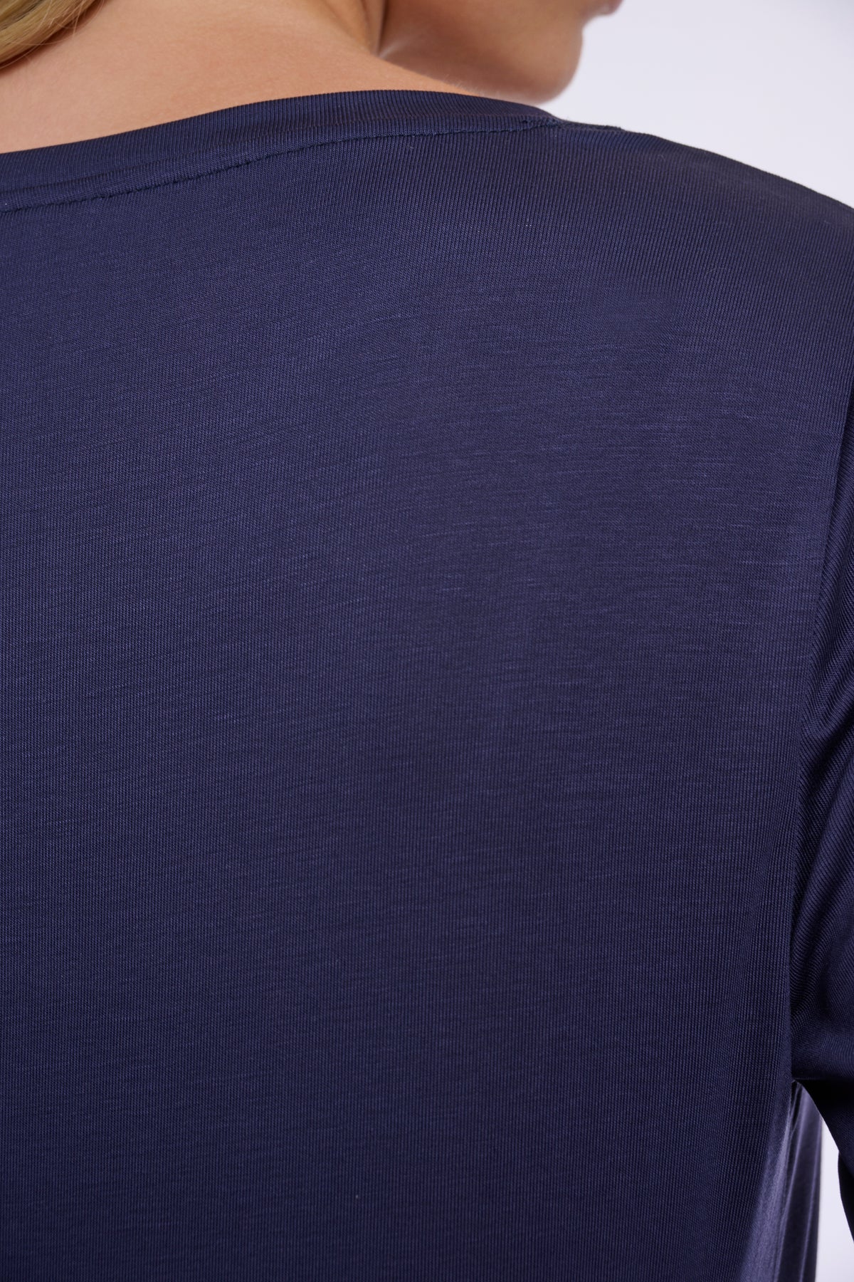 Das Langarmshirt Eason