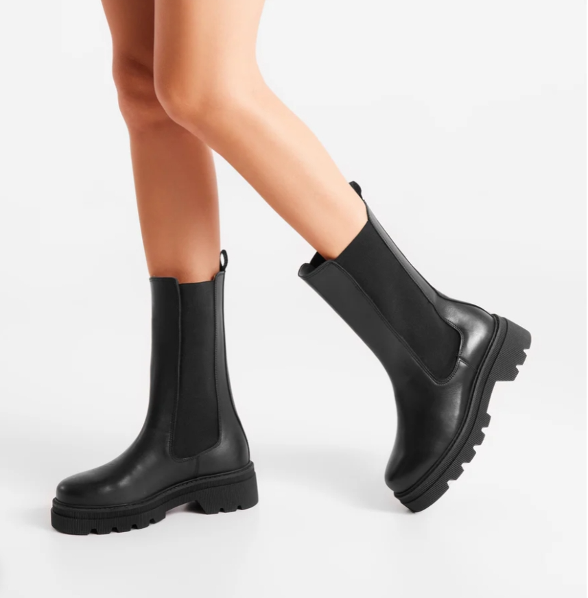 Sanna Tall Schwarz